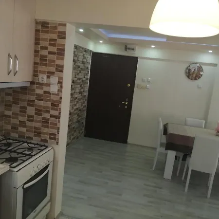 Silmi Real Estate Lejlighed *